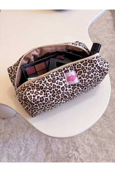 girlsybags Козметична чантичка с леопардов принт, голям размер, с цип