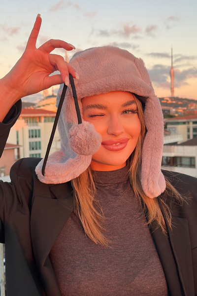 Mavelle Women's Gray Pompom Pilot Hat |   Faux Fur Winter Women's Hat