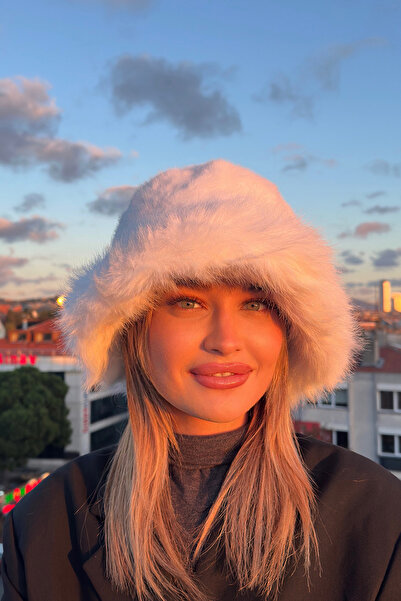 Mavelle Women's White Bucket Winter Hat |   Faux Fur Women's Hat