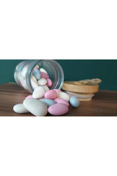 Fustuq & Hail لوز سوري مغلف بالسكر