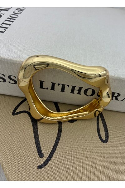 Hedef Bijuteri Özel Seri Gold Renk Dalgalı Model Tasarım Kelepçe Bileklik