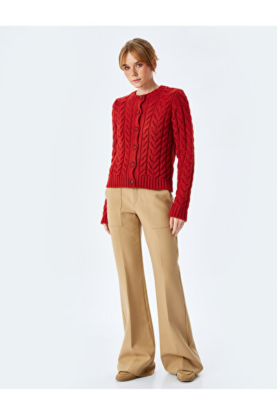 Koton Langärmlige Damen-Strickjacke mit Rundhalsausschnitt und Haarstrick mit Knöpfen