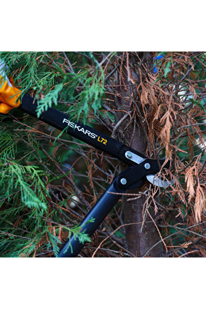 FiSKARS Power Gear Bypass Branch Cutting Shears Scissor Head (S) L72