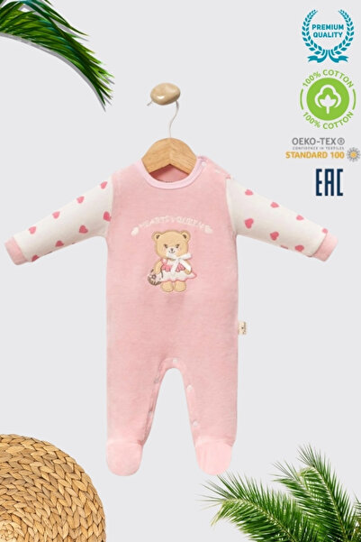 NOTA KİDS KIZ BEBEK KADİFE AYICIK NAKIŞLI UZUN KOLLU TULUM – KALP DESENLİ