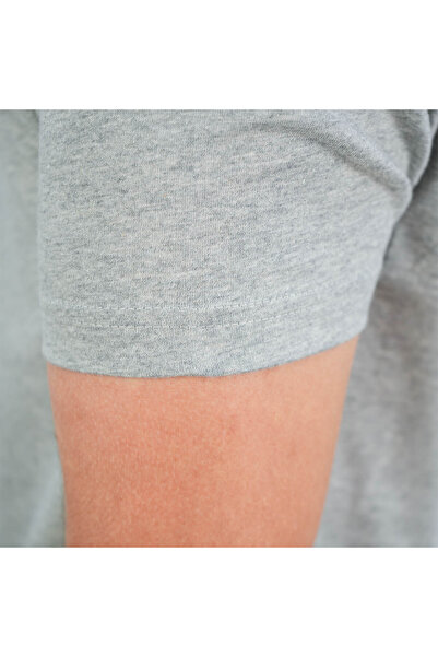 Giordano Men's World Without Strangers Print Tee - Slim Fit, Crew Neck, Cotton