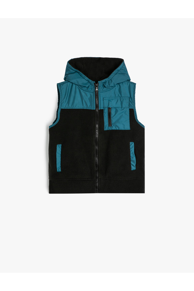 Koton Jachetă din lână - cu glugă și fără mâneci, cu detaliu din material par...