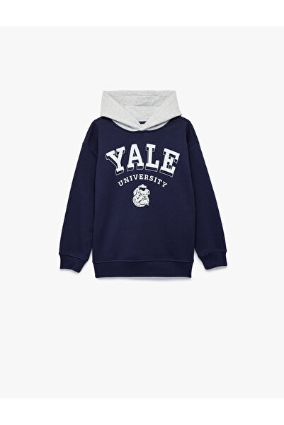 Koton Lisanslı Kapşonlu Uzun Kollu Şardonlu Baskılı Sweatshirt