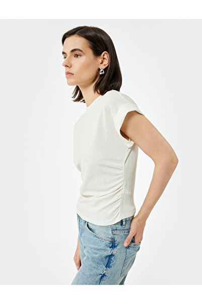 Koton Tricou cu mânecă cu șapcă cu guler rotund cu drapaj din țesătură încrețită