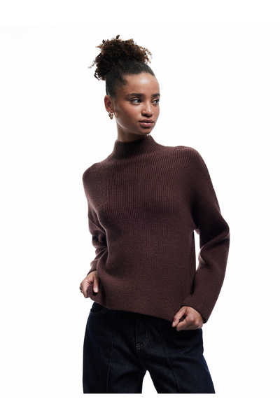 Koton Guler înalt cu mânecă lungă, confortabil, tricot de bază, pulover