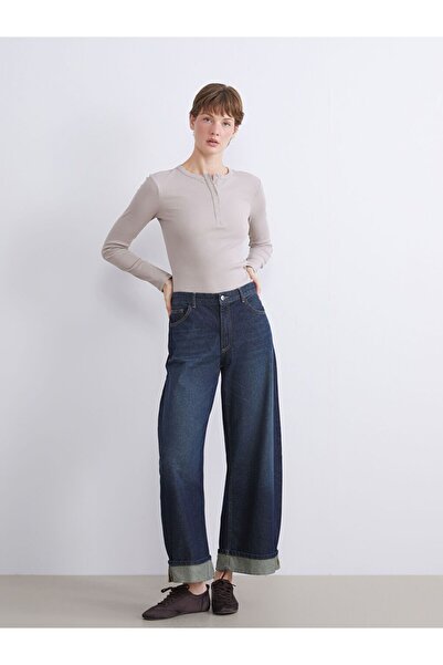 LC Waikiki LCWAIKIKI Classic Bisiklet Yaka Kadın Body