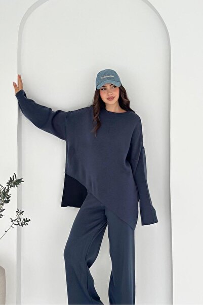 Noi Belis طقم تريكو كبير الحجم برقبة دائرية AW25AU0006