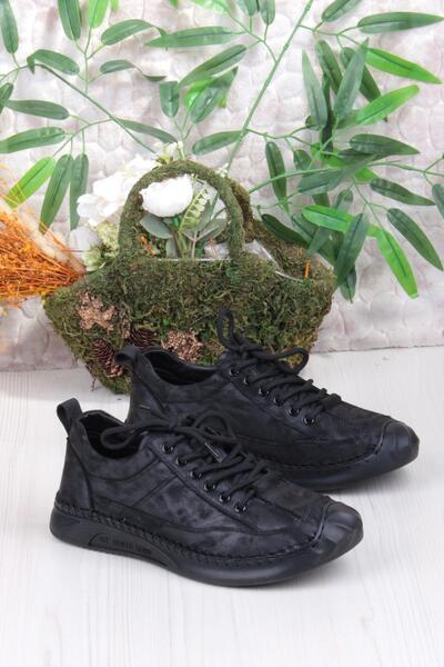 Guja أحذية رجالية مريحة ومرنة من هيلر مع خياطة جانبية للقاعدة