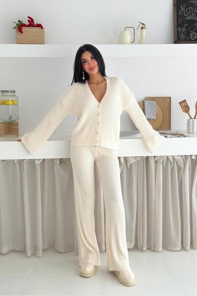 Noi Belis Oversize V-Neck Buttoned Knitwear Bottom-Top Set Aw25Au0007