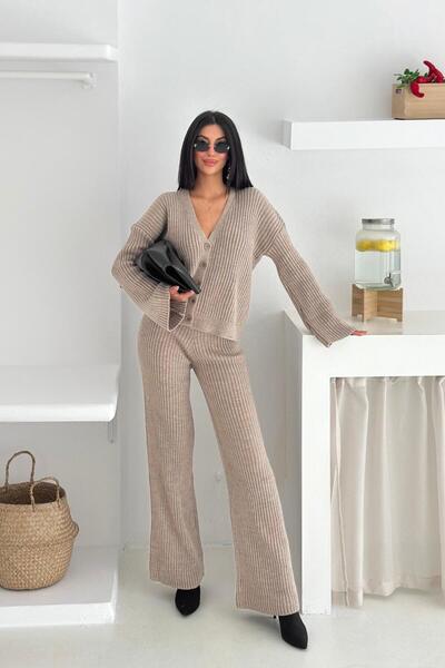 Noi Belis Oversize V-Neck Buttoned Knitwear Bottom-Top Set Aw25Au0007