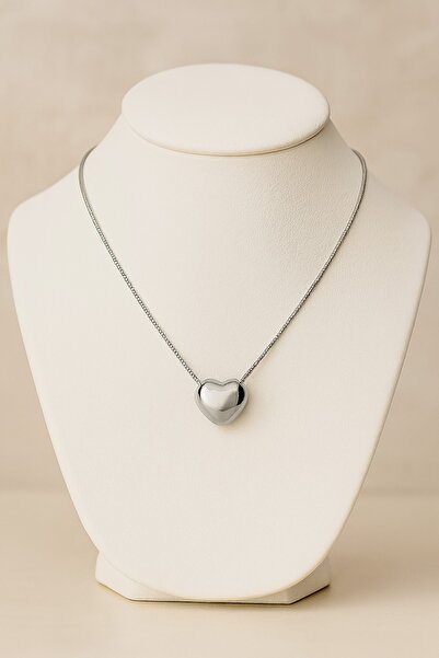 Z&T ACCESORIES قلادة قلب أنيقة