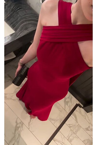 MEZON FASHION Elegant Red Dress with Back Cape