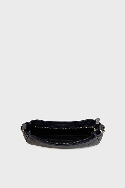 Armani Exchange Bag with Logo Removable Strap Bag 942883 Cc783 Ub102