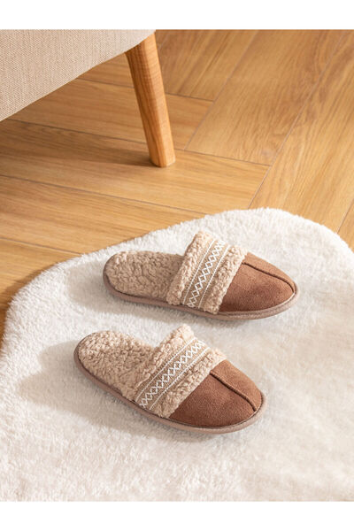 LC Waikiki Новий сезон жіночі домашні капці із замшевим покриттям