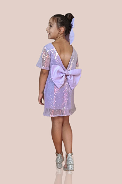 GİST KIZ ÇOCUK LİLA KISA KOLLU SIRT SATEN FİYONK DETAYLI PULLU ABİYE ELBİSE