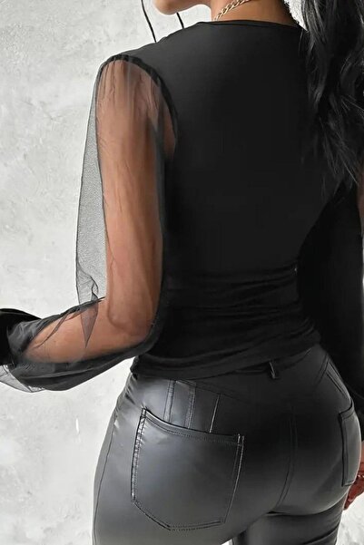 Mossta Μπλούζα με μανίκια από τούλι με λαιμόκοψη V από ύφασμα Sandy - Μαύρο