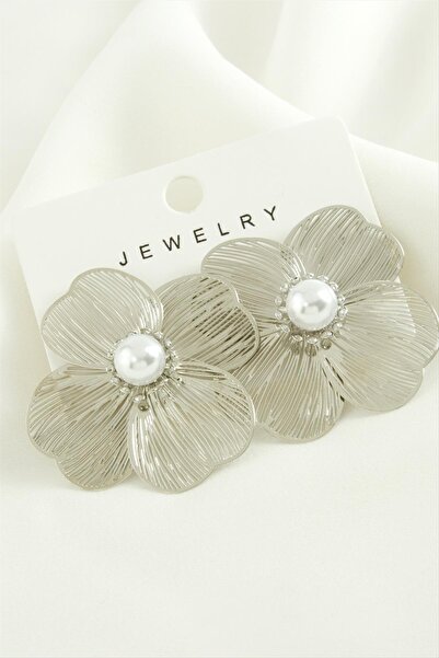 feryal أقراط معدنية على شكل زهرة اللؤلؤ