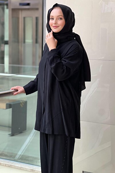 Ceremony Pants Suit with Stripe Detail on the Front