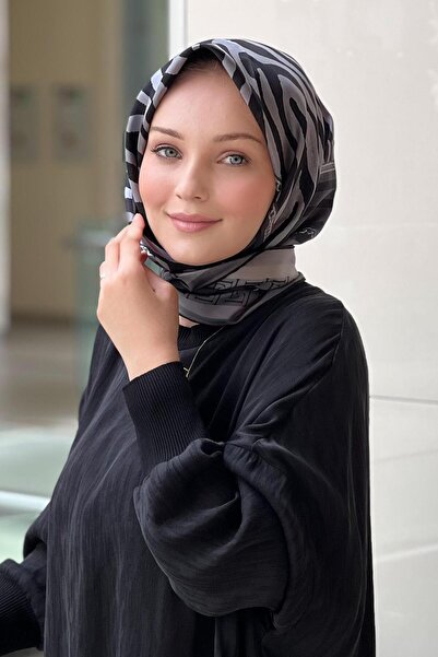 Mahal Lija Asil Twill Silk Scarf