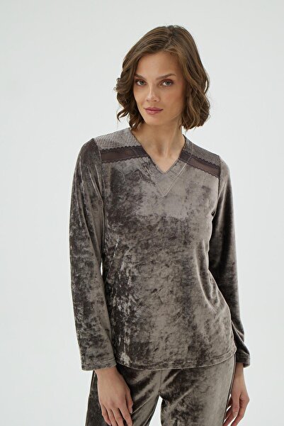 Sevim Дамски комплект пижама с дълъг ръкав, кафяв цвят, с кадифени дантелени детайли C2T0N171