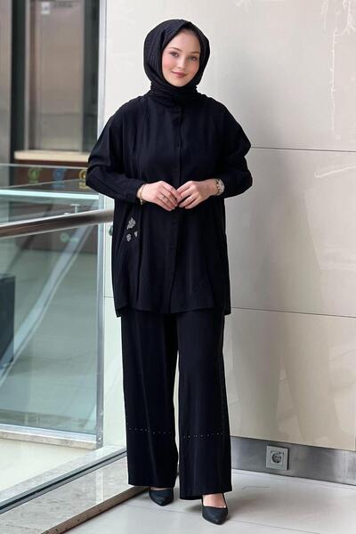 Ceremony Pants Suit with Stripe Detail on the Front