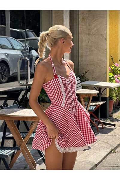 La Saade فستان قصير بتفاصيل دانتيل منقوشة باللون الأحمر الكرزي الرجعي