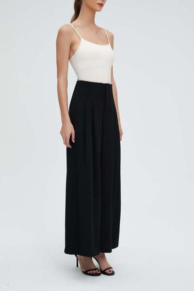 Nichii Wide-Leg Solid Pants