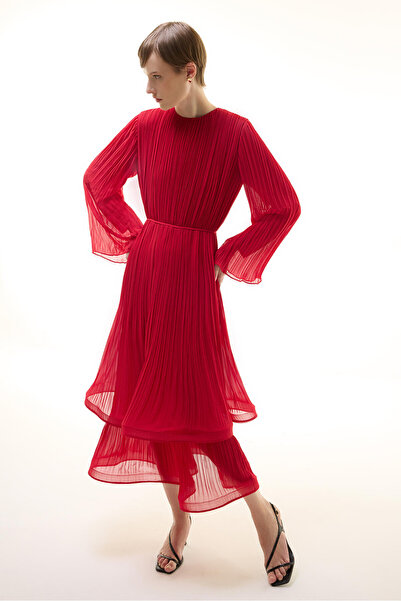 Touché Privé Bibe Belted Pleated Chiffon Dress