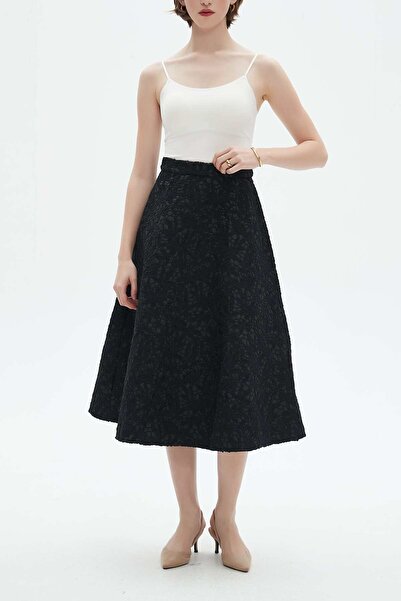 Nichii Floral Midi Skirt with Lace Details