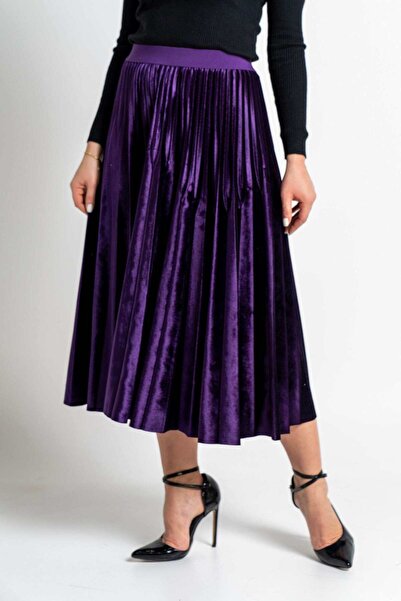 Nichii Solid Pleated Midi Skirt