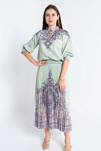 Nichii Printed Pleated Midi Skirt