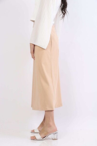 Nichii Solid Pleated Midi Skirt