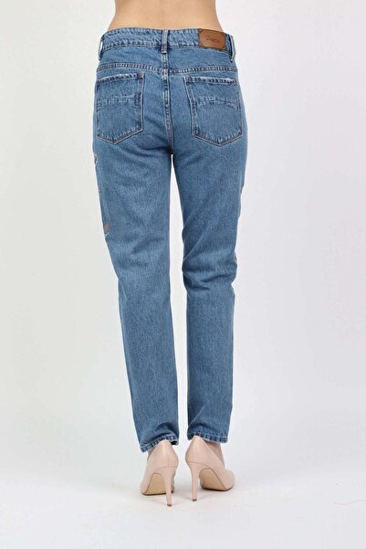 DALYDRESS بنطال جينز بوي فريند الممزق