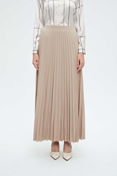 Nichii Solid Pleated Midi Skirt