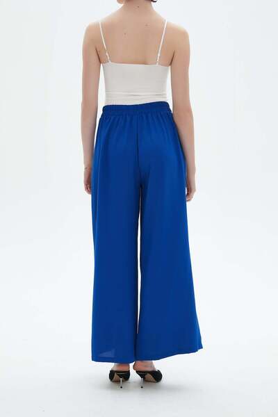 Nichii Solid Relaxed Fit Pants