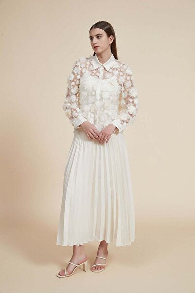 Yola Solid Pleated Midi Skirt
