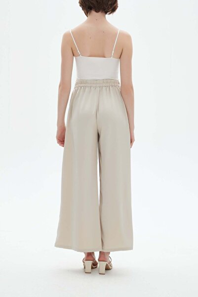 Nichii Solid Relaxed Fit Pants