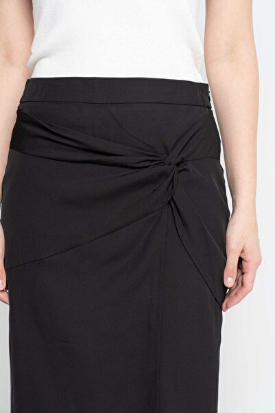 Nichii Solid Ruffled Midi Skirt