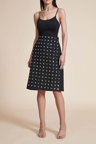 Yola Checkered Ribbed Knee-Length Skirt