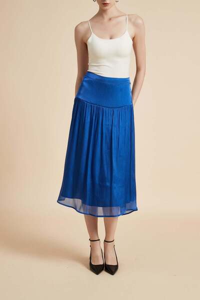 Yola تنورة ميدي فضفاضة سادة