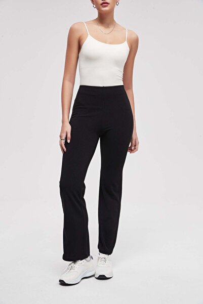 Livia بنطال ضيق سادة