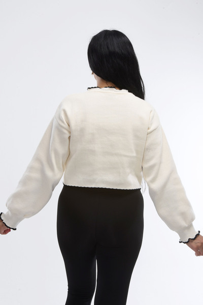 H&E LUXURY DESIGN Women's Cream Pearl Button Contrast Detailed Crop Cardigan