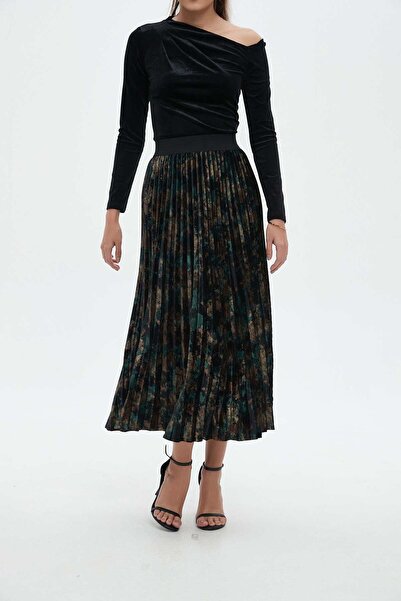 Nichii Printed Pleated Midi Skirt