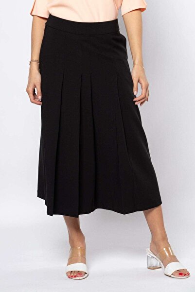 Nichii Solid Pleated Midi Skirt