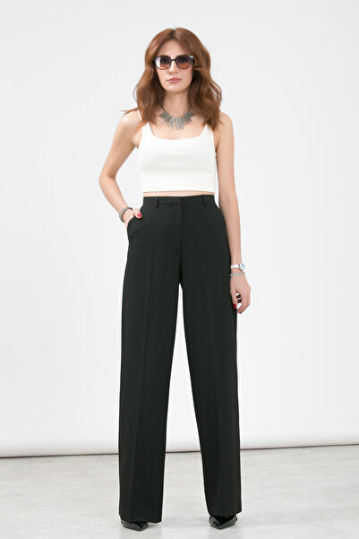 LA PANTE بنطلون منسوج بتصميم بوتشي باتشي