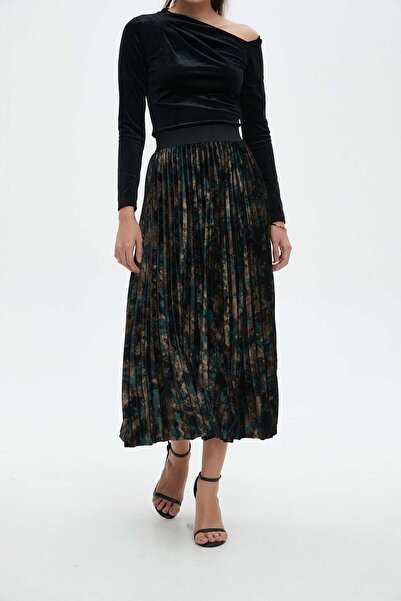 Nichii Printed Pleated Midi Skirt